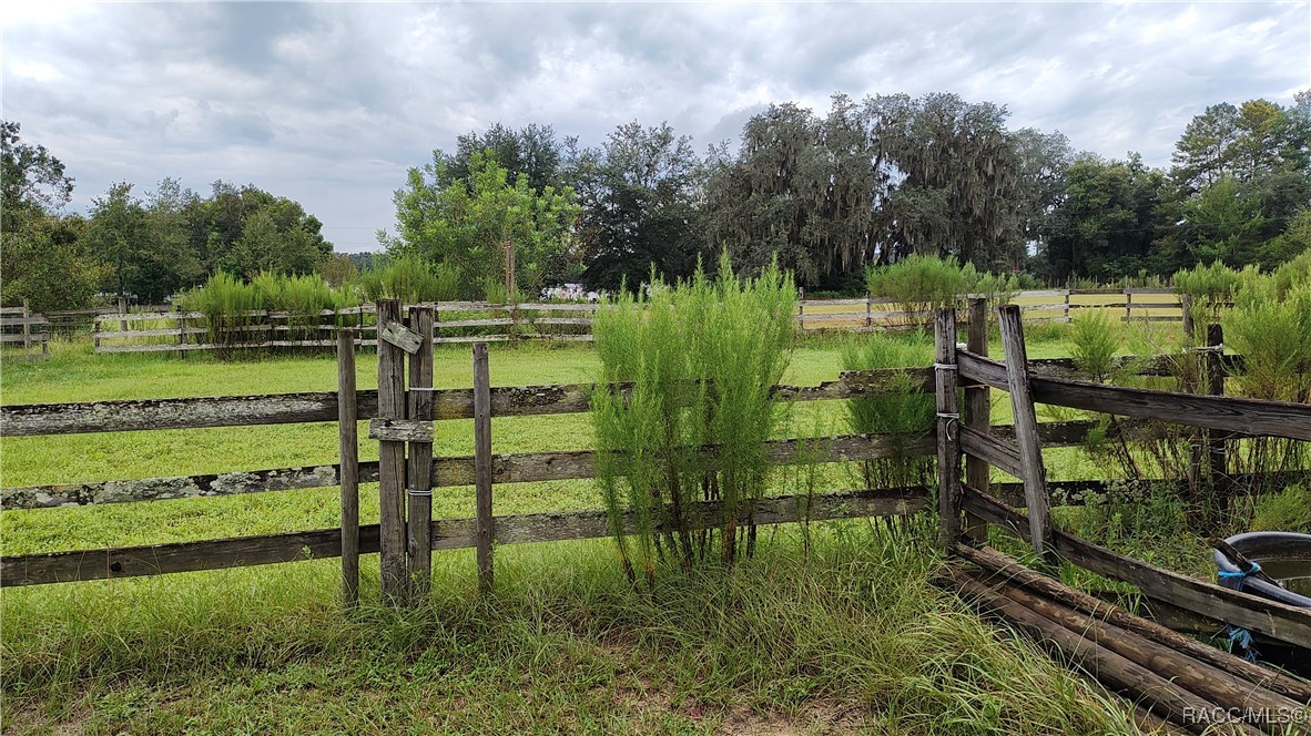 10349 S Parkside Avenue, Floral City, Florida image 3