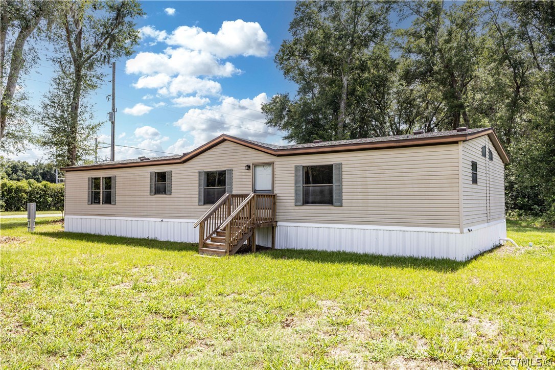 Photo 1 of 37 — 968 CR222 Road, Oxford, FL 34484