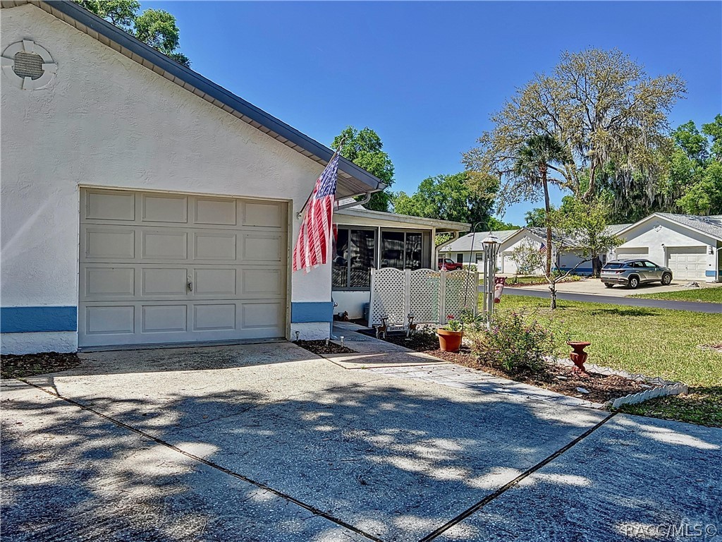 469 Siesta Terrace, Inverness, Florida image 12