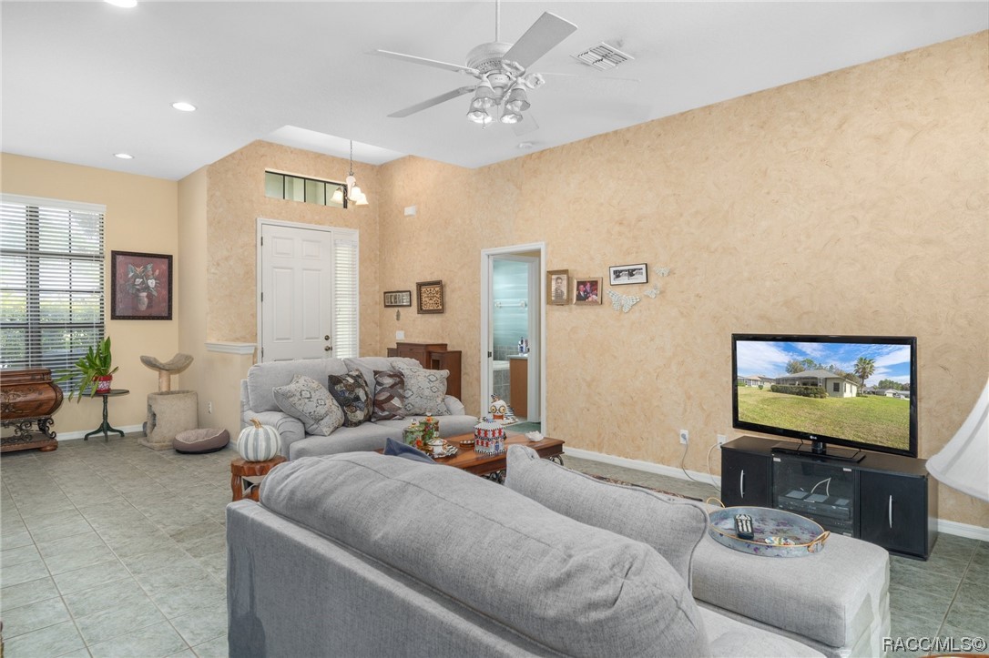 3542 N Chandler Drive, Hernando, Florida image 11