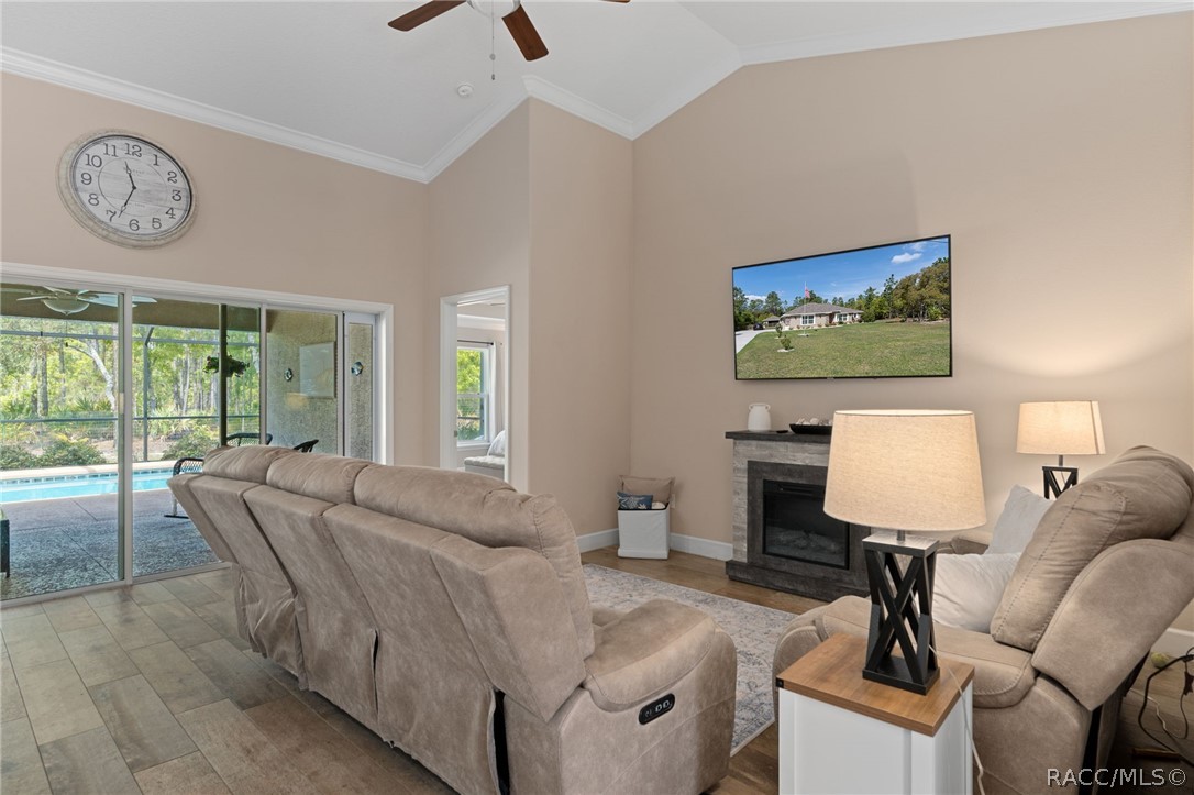 4268 N Saddletree Drive