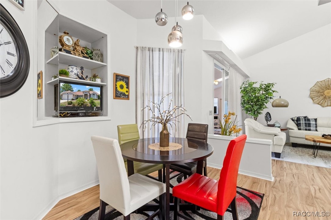 6150 N Whispering Oak Loop, Beverly Hills, New York image 14