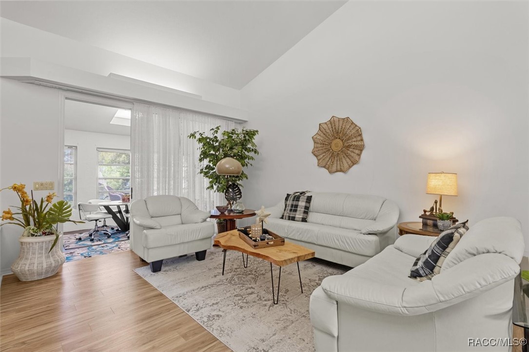 6150 N Whispering Oak Loop, Beverly Hills, New York image 7