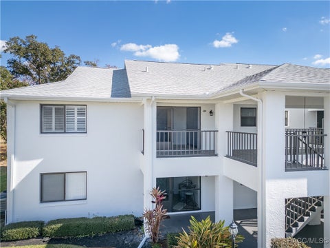 Homes For Sale - 109 Anton Court<br/> Homosassa, FL 34446