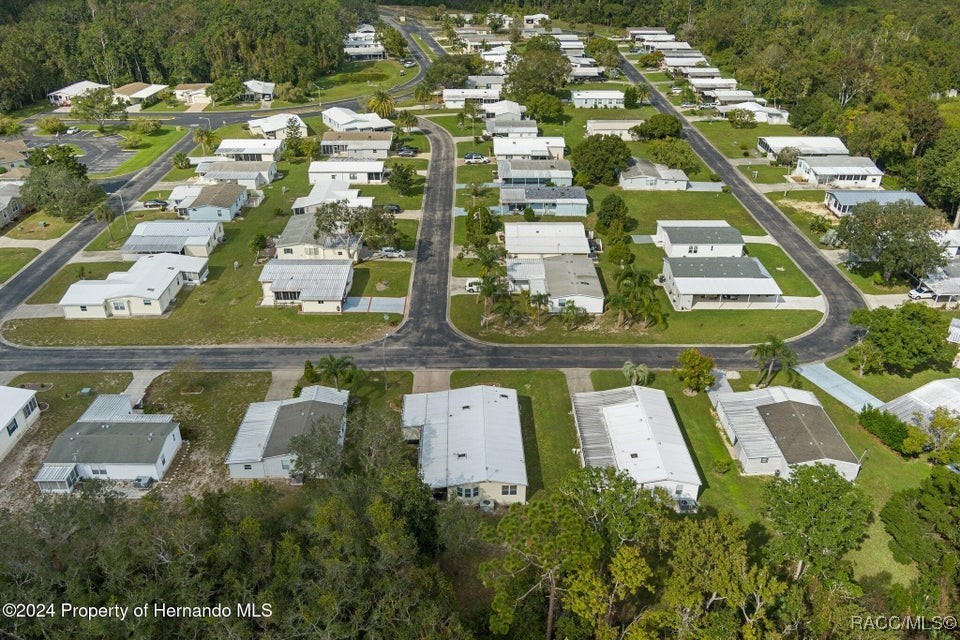 5181 Forest Glenn Drive, Spring Hill, Florida image 38