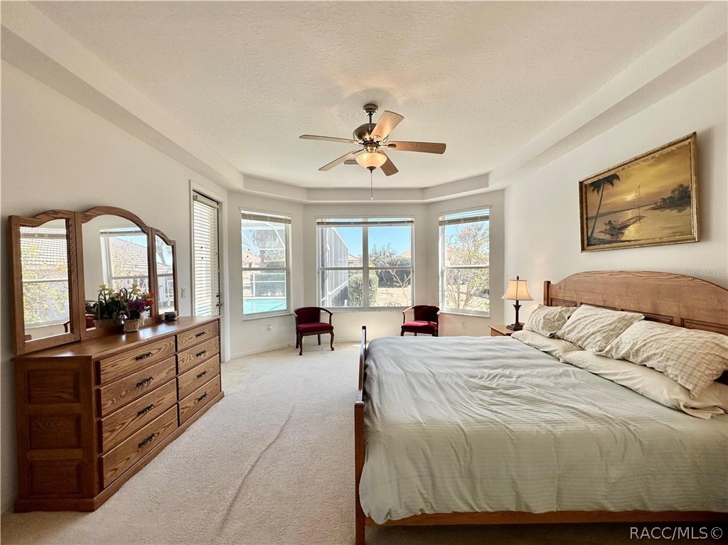 1543 N Killebrew Point