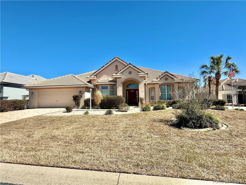 1543 N Killebrew Point