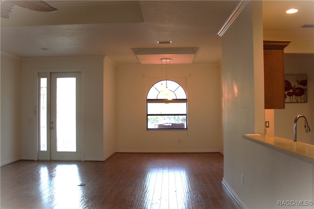 5414 S Bristol Terrace