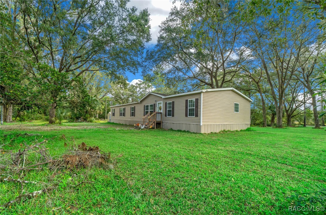 9649 NE 91st Terrace, Fort McCoy, Florida image 3