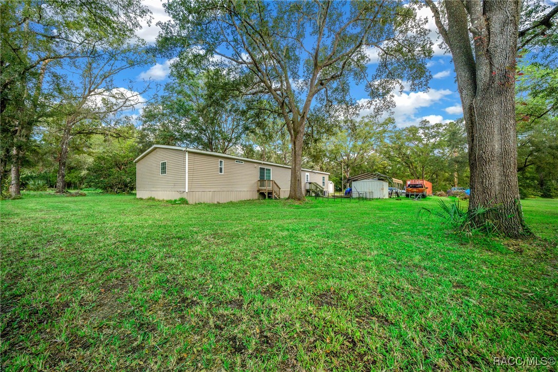 9649 NE 91st Terrace, Fort McCoy, Florida image 29