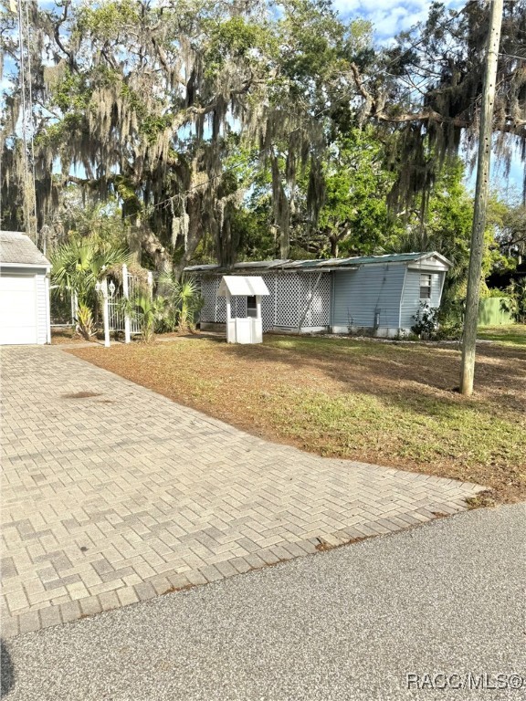 2195 S Gulfwater Point, Crystal River, New York image 4