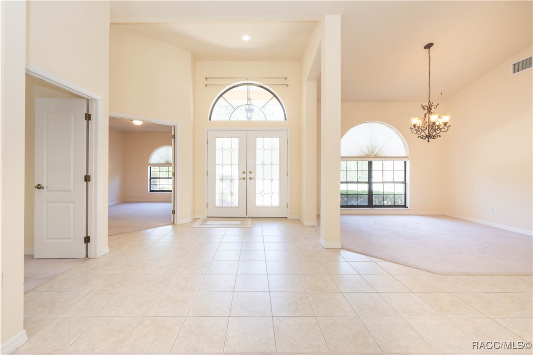 19 Plumbago Court, Homosassa, Florida image 2