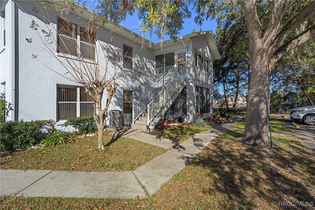 951 SE Mayo Drive, Crystal River, New York image 18
