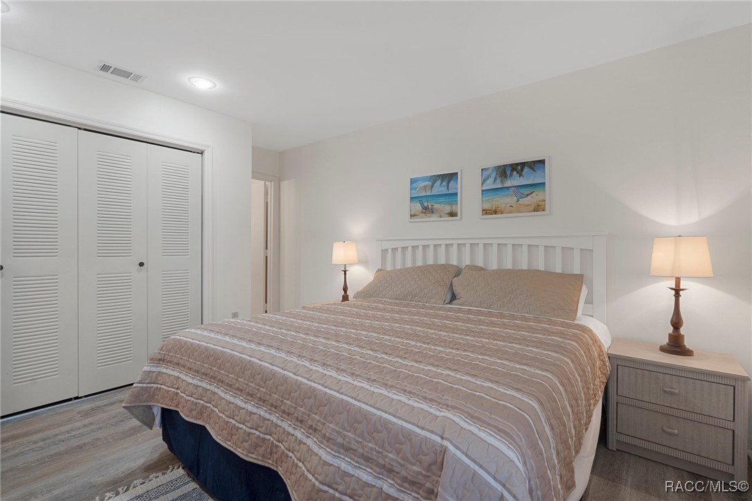 951 SE Mayo Drive, Crystal River, New York image 13