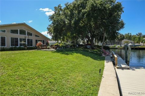 A home in Crystal River