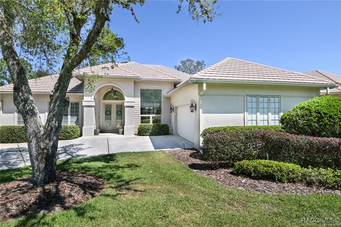 3077 N Caves Valley Path, Lecanto, Florida image 2