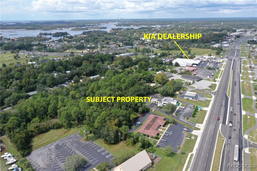 1118 N Suncoast Boulevard