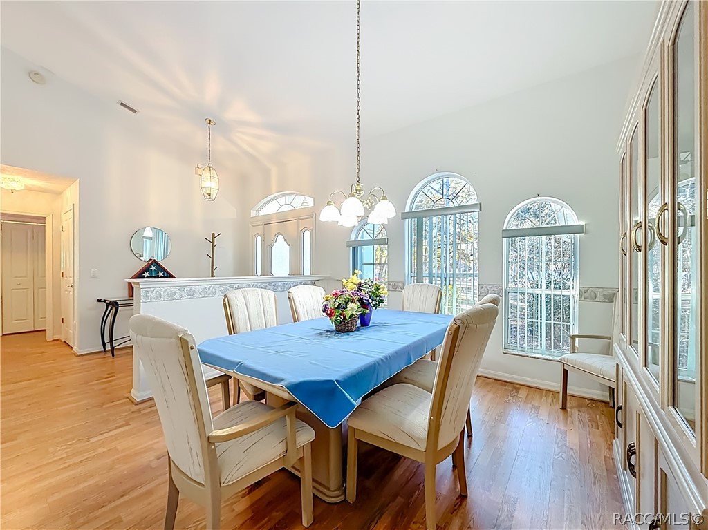 3629 W Coachwood Street