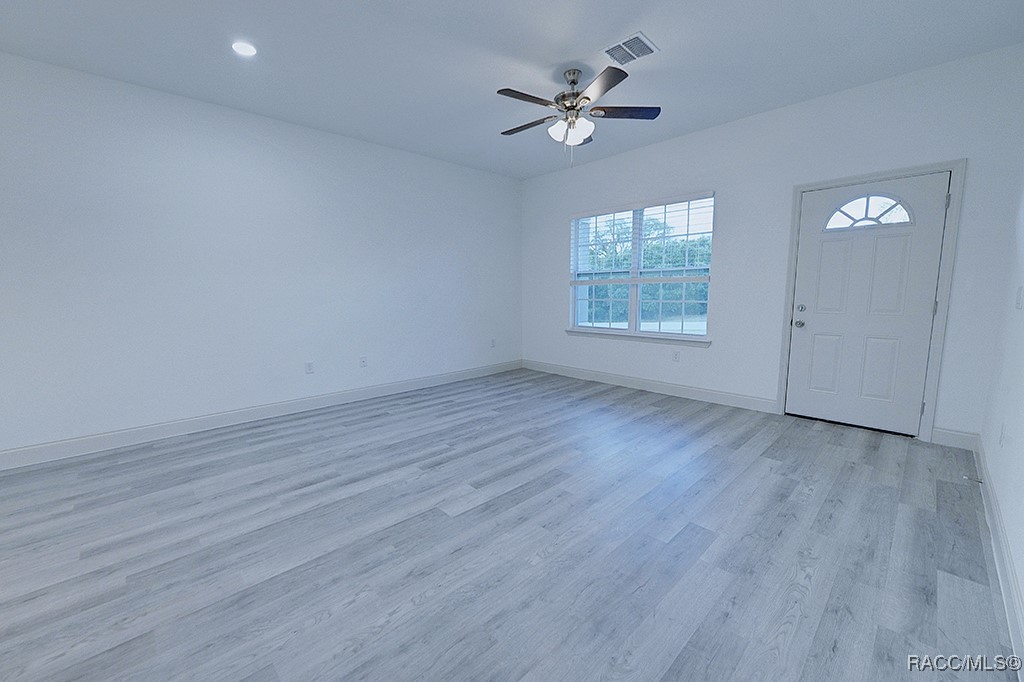 2660 W Gifford Lane, Citrus Springs, Florida image 7