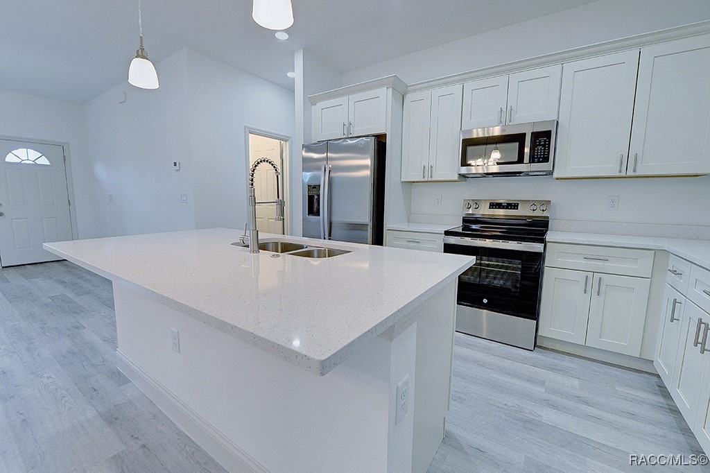 2660 W Gifford Lane, Citrus Springs, Florida image 11
