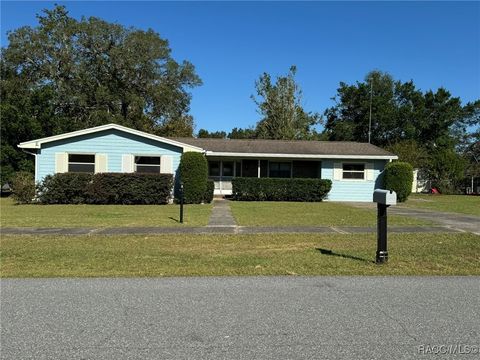 A home in Citrus Springs