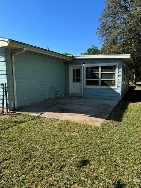 A home in Citrus Springs