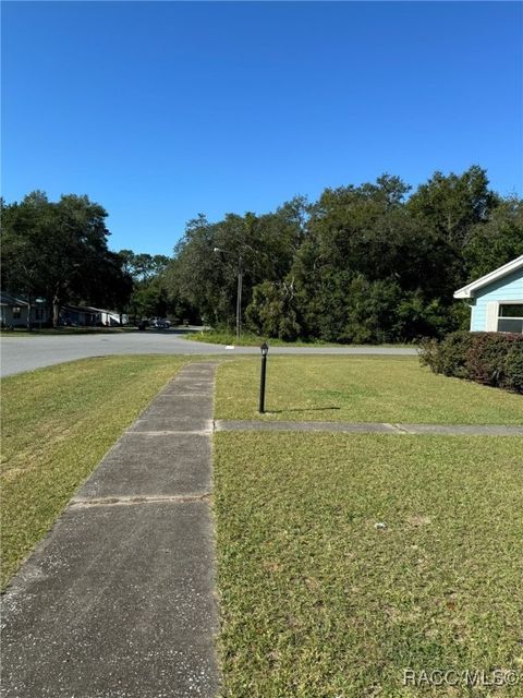 A home in Citrus Springs