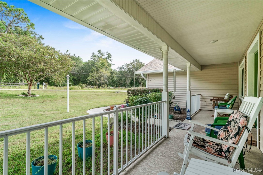 2740 E Steven Street