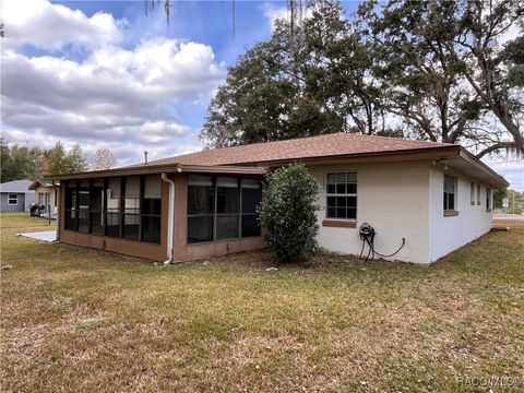 A home in Citrus Springs