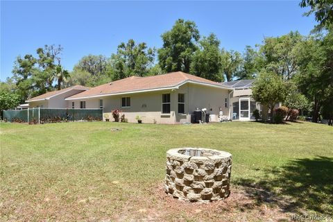 A home in Citrus Springs