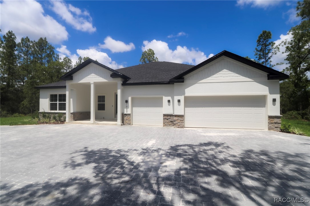 7024 N Fountainhead Drive