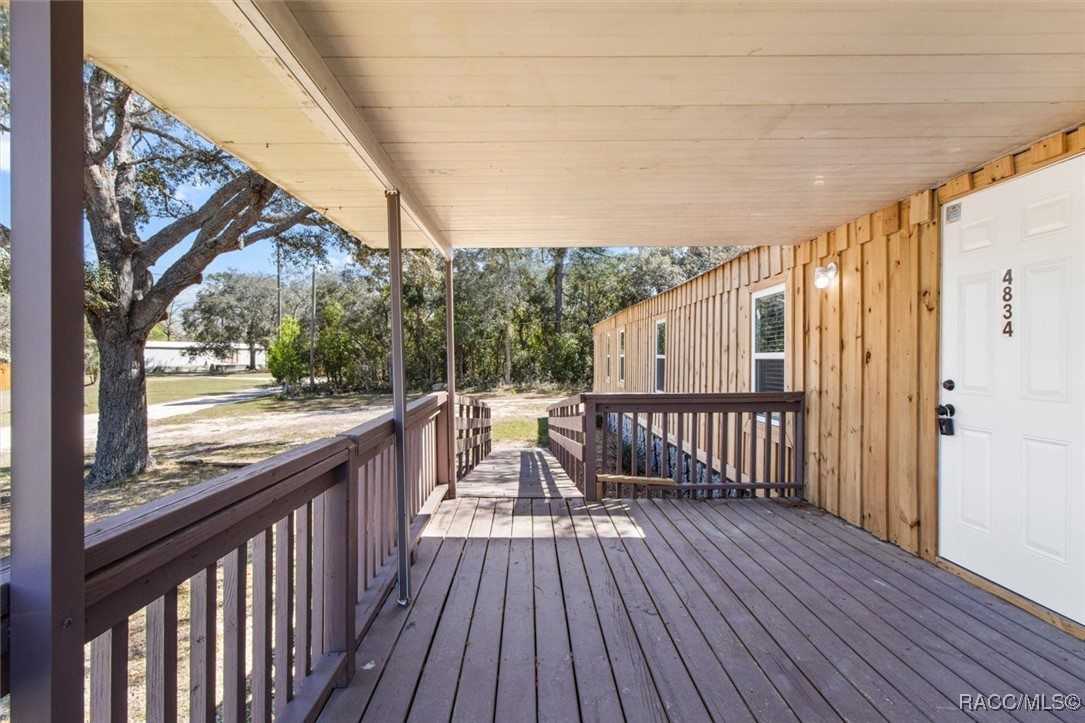 4834 W Foxhill Lane, Homosassa, New York image 3