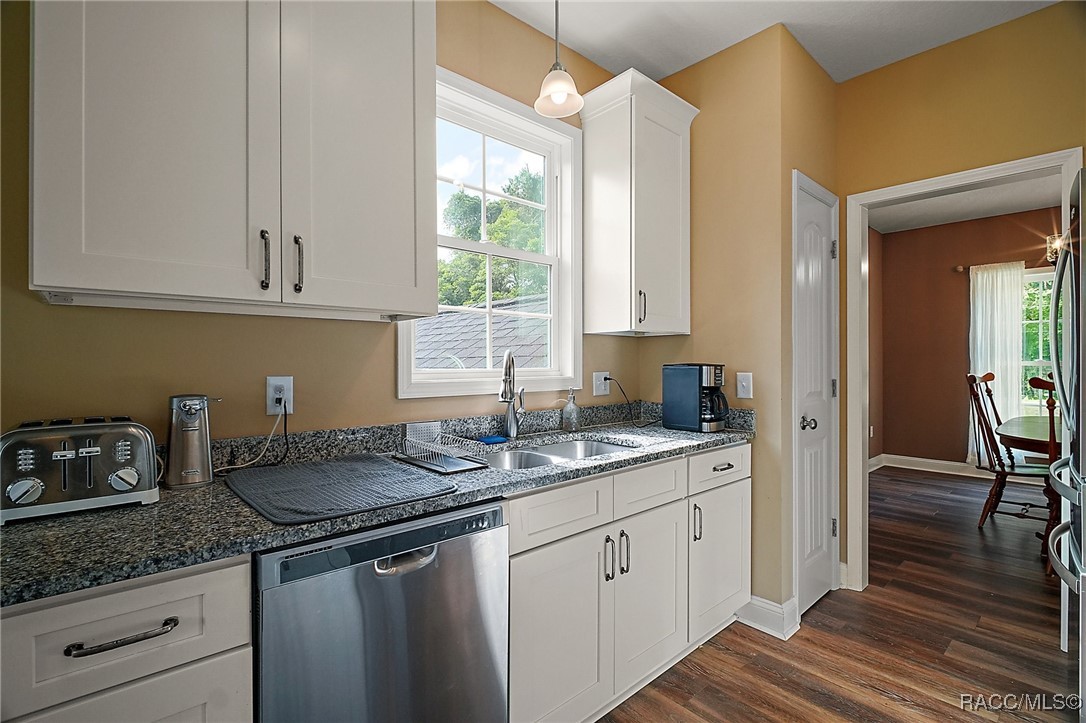 4673 SE 115th Street, Belleview, Florida image 11