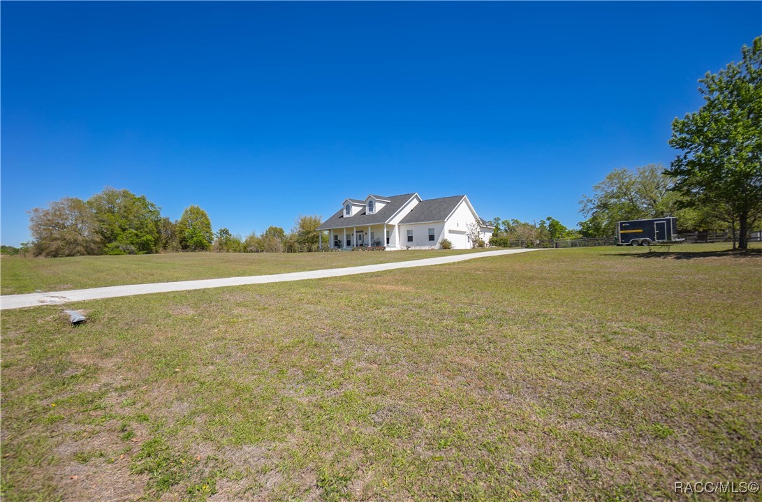 10849 S Zeppelin Terrace, Floral City, Florida image 2