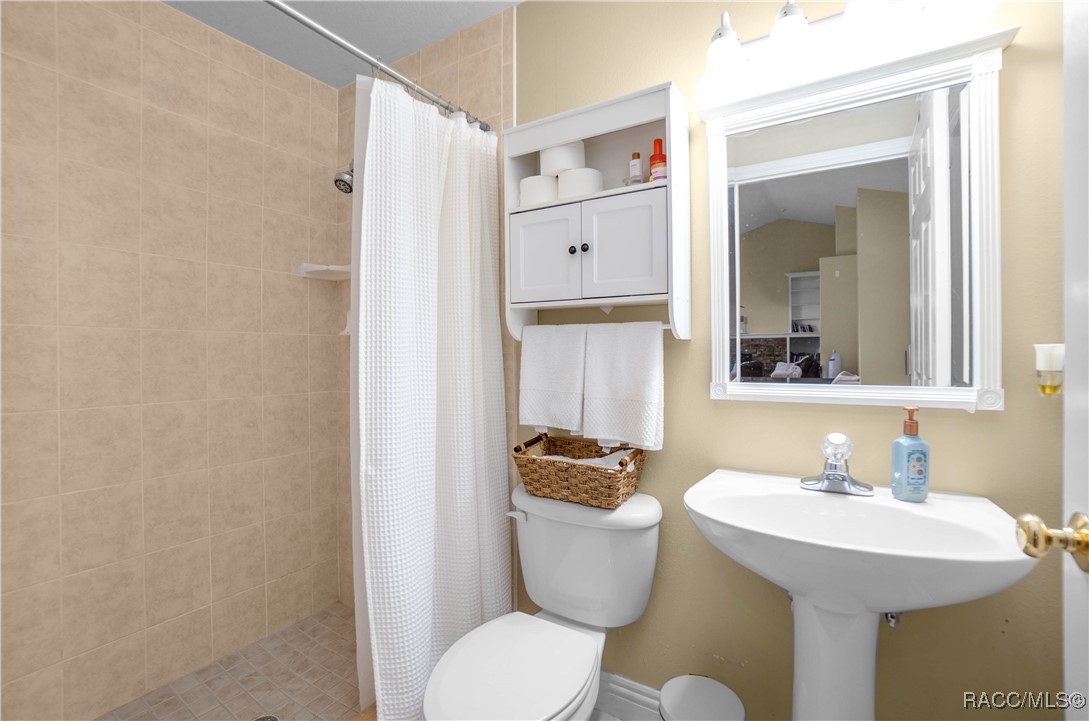 10849 S Zeppelin Terrace, Floral City, Florida image 32