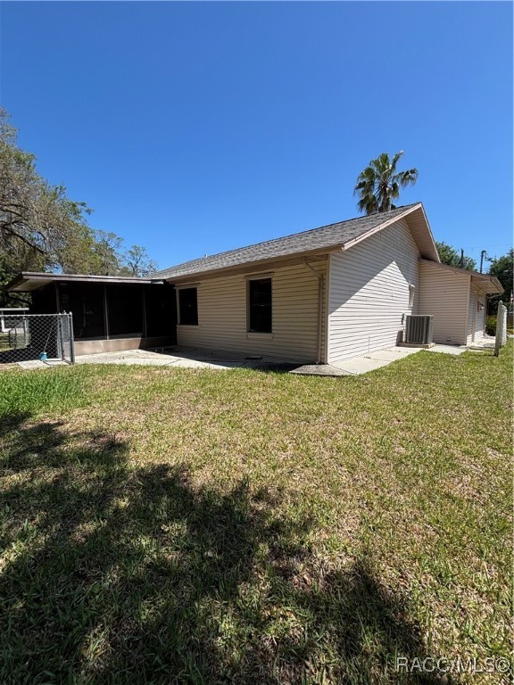 9439 W Marquette Lane, Crystal River, New York image 4