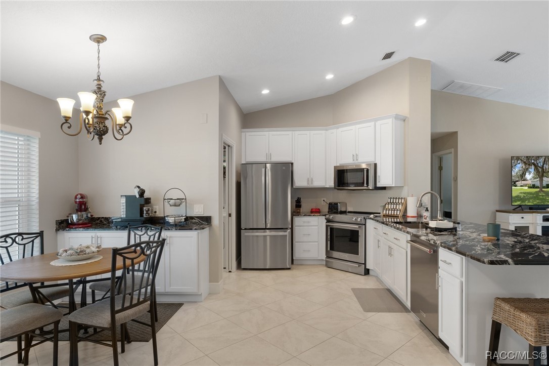 140 W Frisco Lane