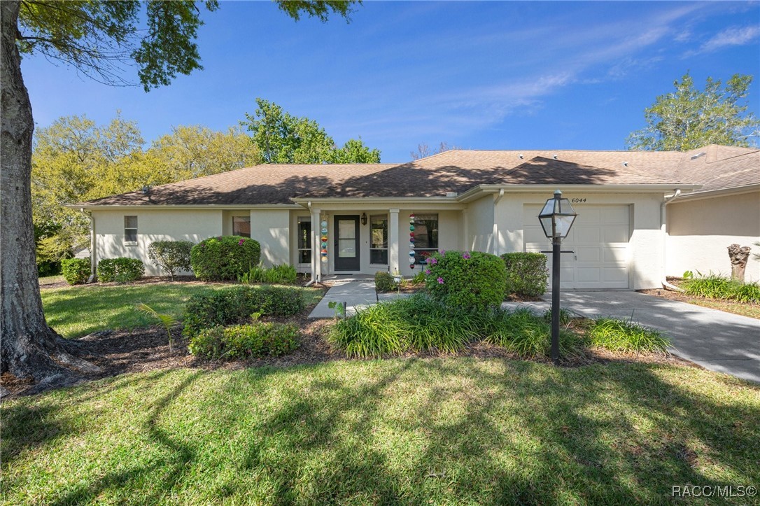 6044 W Dorset Drive, Crystal River, Florida image 2
