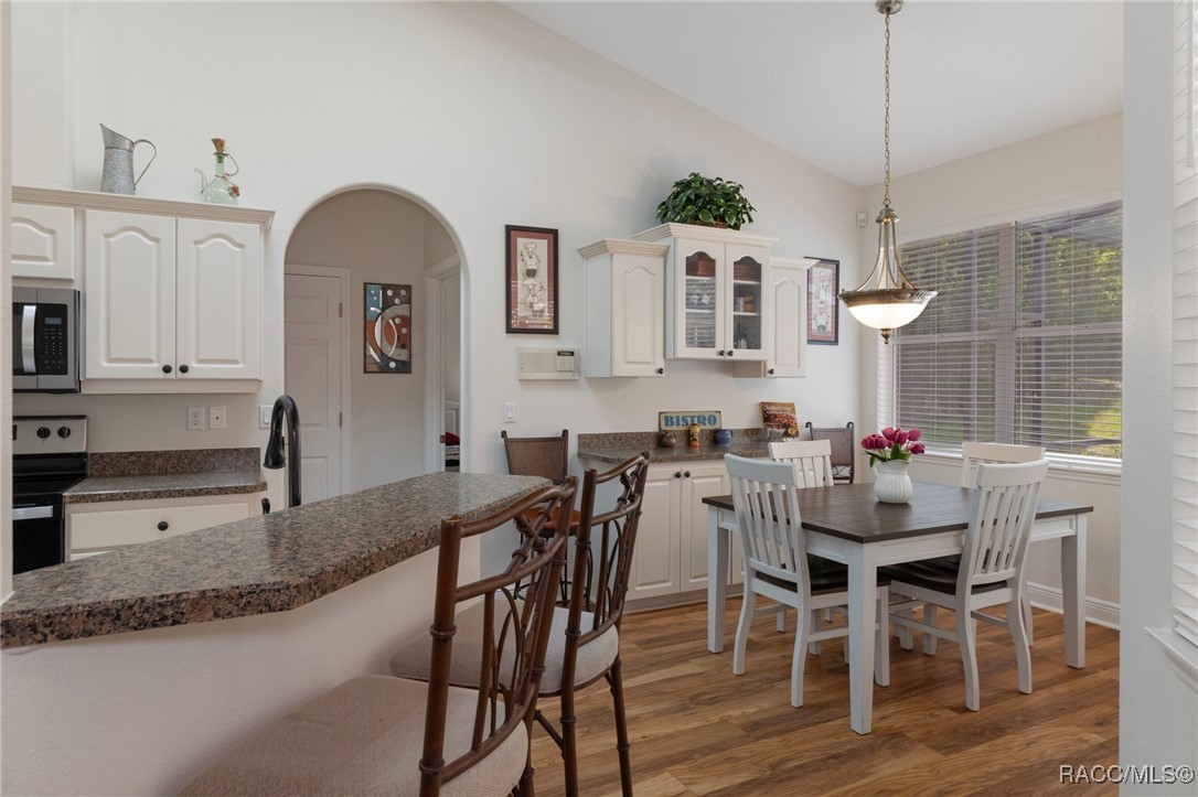 812 N Bennington Terrace, Inverness, Florida image 17