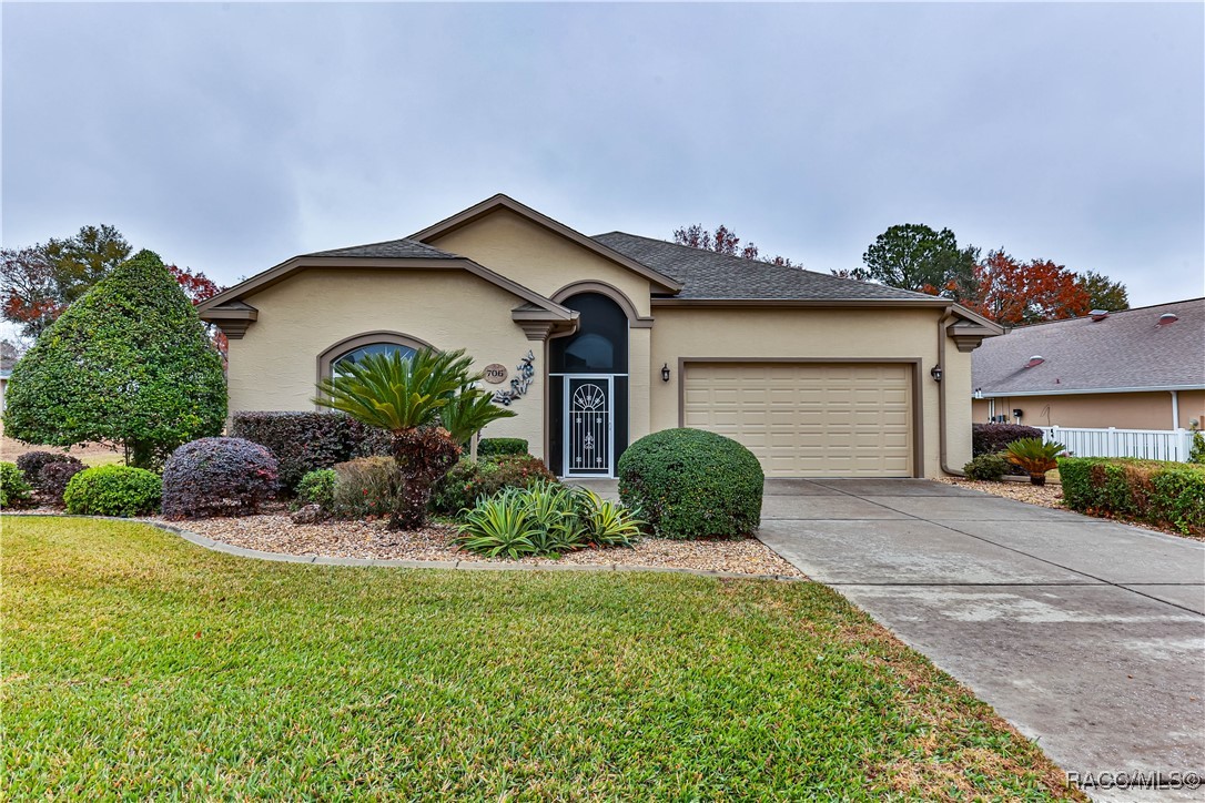 706 Lake Diamond Avenue, Ocala, Florida image 1