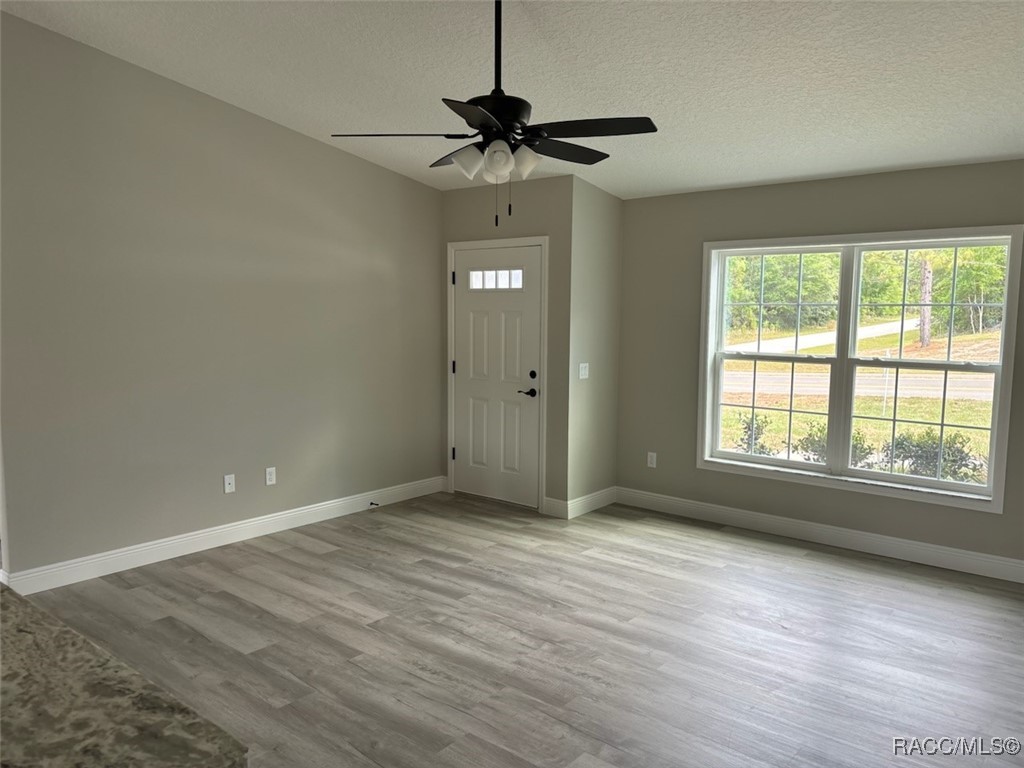 1984 W Delmane Drive, Citrus Springs, Florida image 9