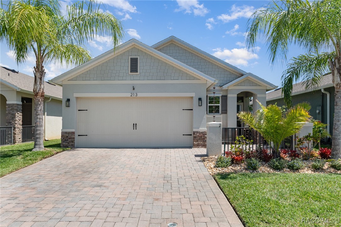 213 Caryota Court, New Smyrna Beach, Florida image 1