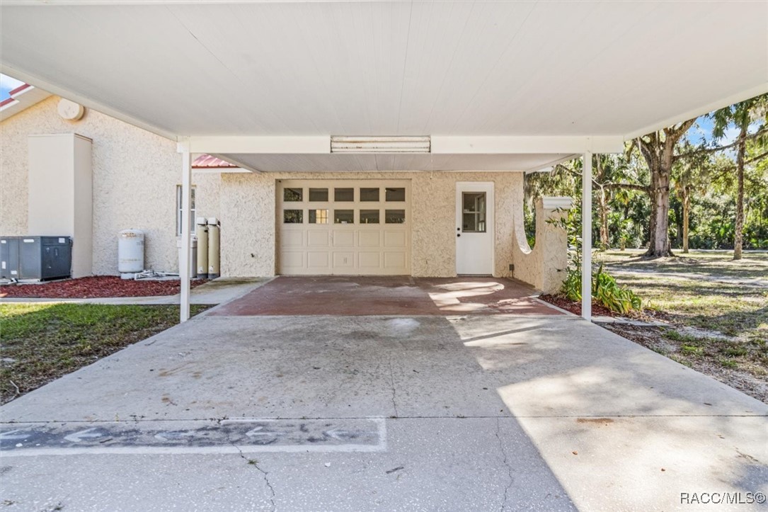 9841 N Snowball Point, Crystal River, Florida image 32