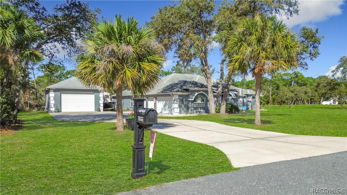 5548 N Sierra Terrace