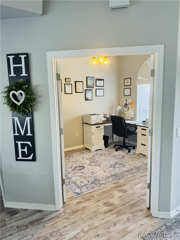 5548 N Sierra Terrace