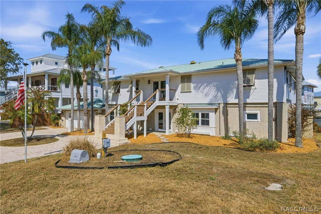 2225 N Watersedge Drive