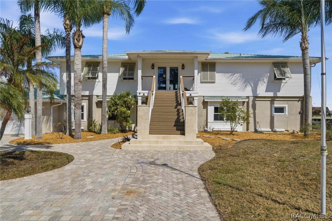 2225 N Watersedge Drive