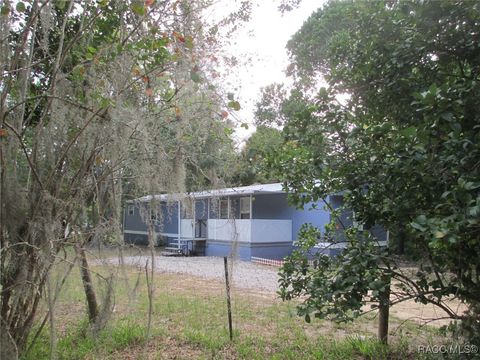 A home in Keystone Heights