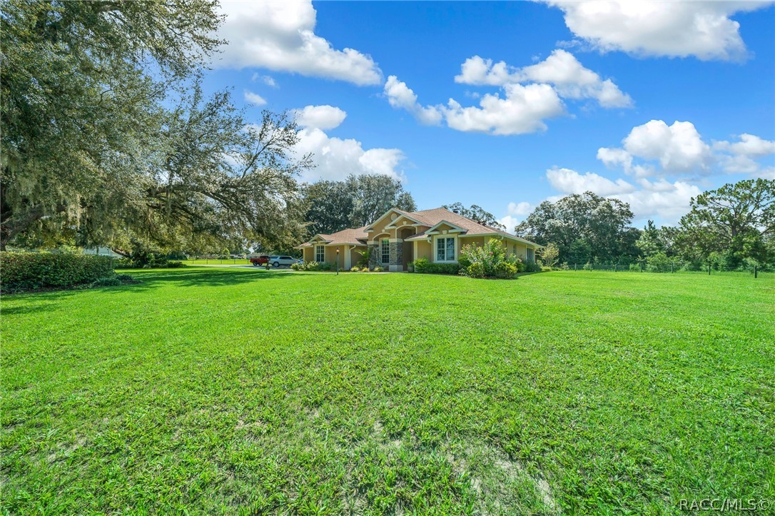 2338 Marion County Road, Weirsdale, Florida image 9