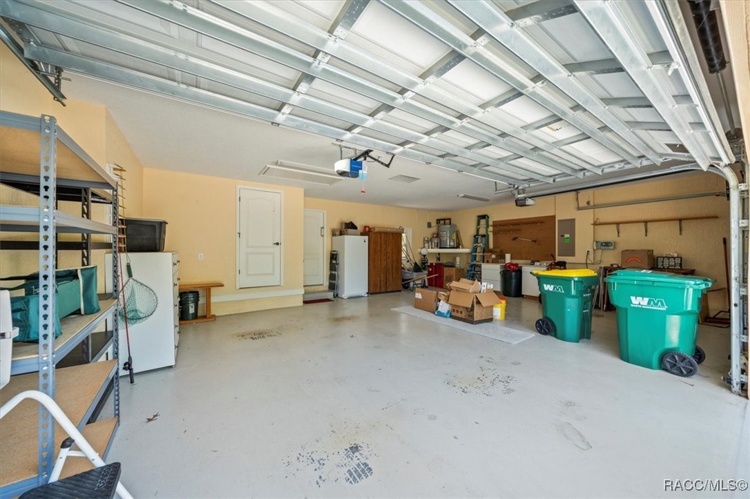 39 Linder Street, Homosassa, New York image 40